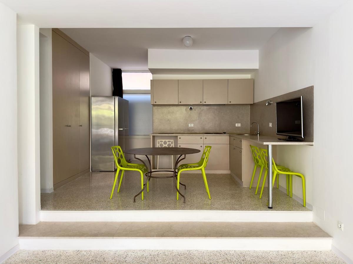 Grand Apartment Navigli Милан Экстерьер фото